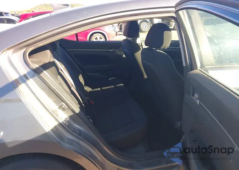 2018 Hyundai Elantra Sel z USA, uszkodzony, nr VIN 5NPD84LFXJH250643